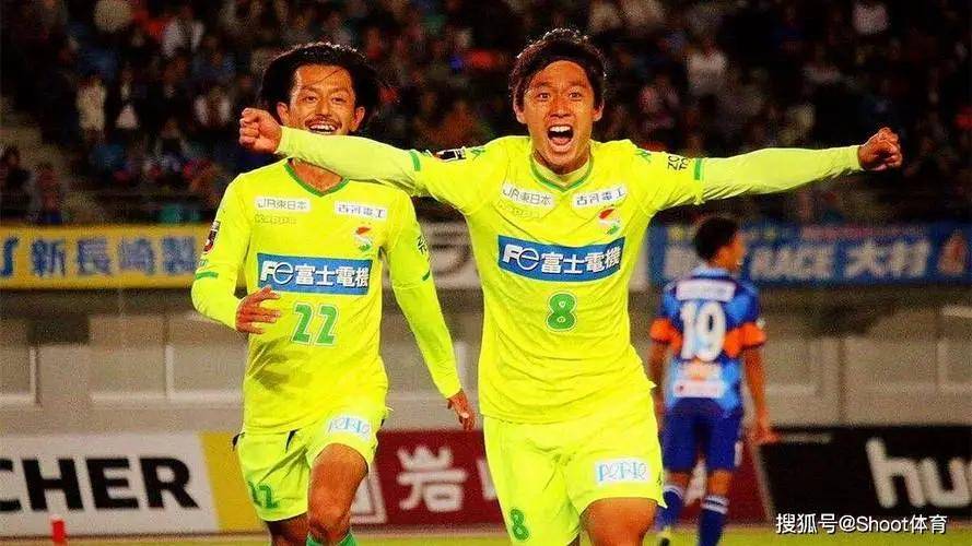 包含南特客场力克雷恩，拉开积分差距的词条