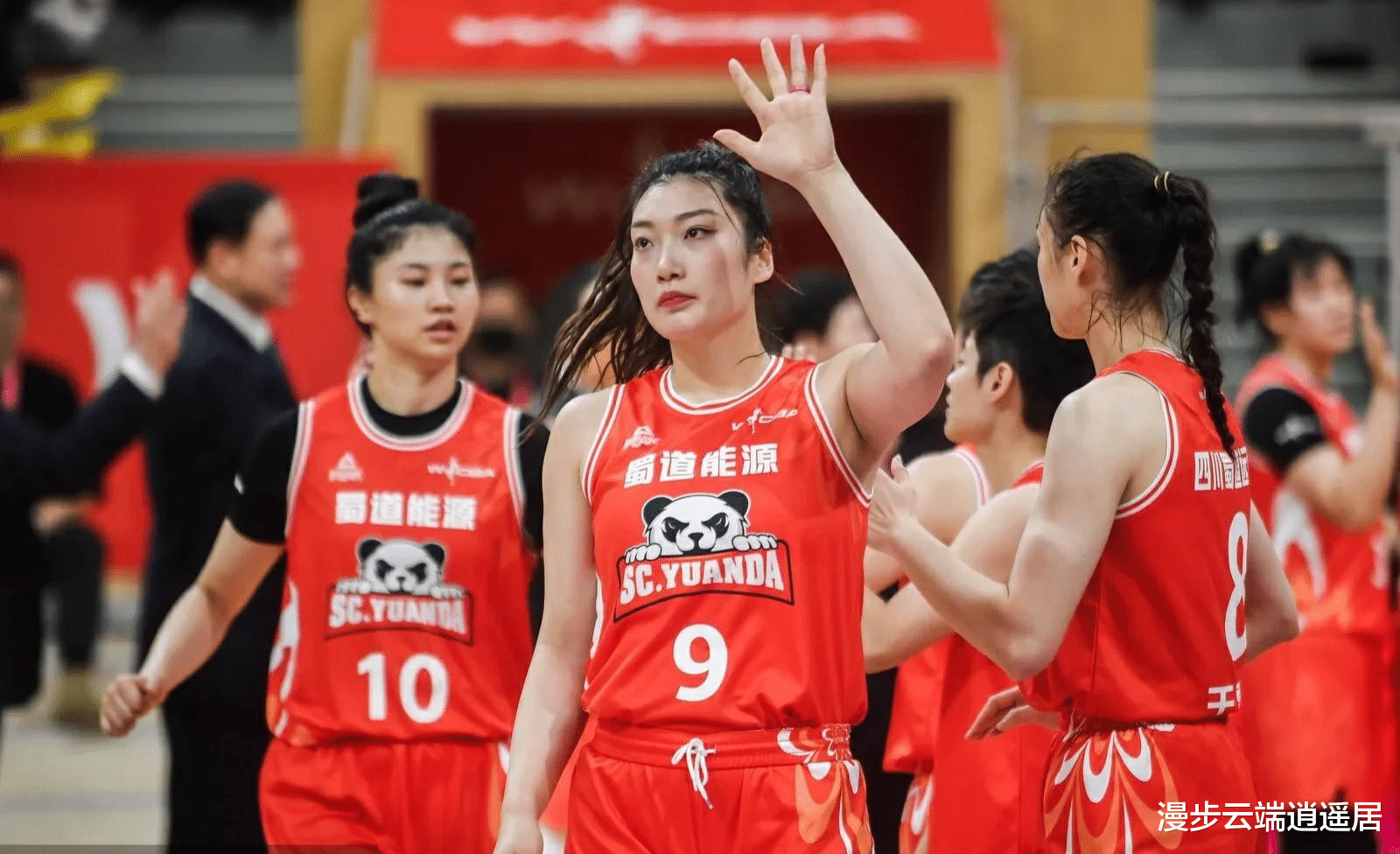 包含广东女篮不敌浙江，缺少建立优势的词条